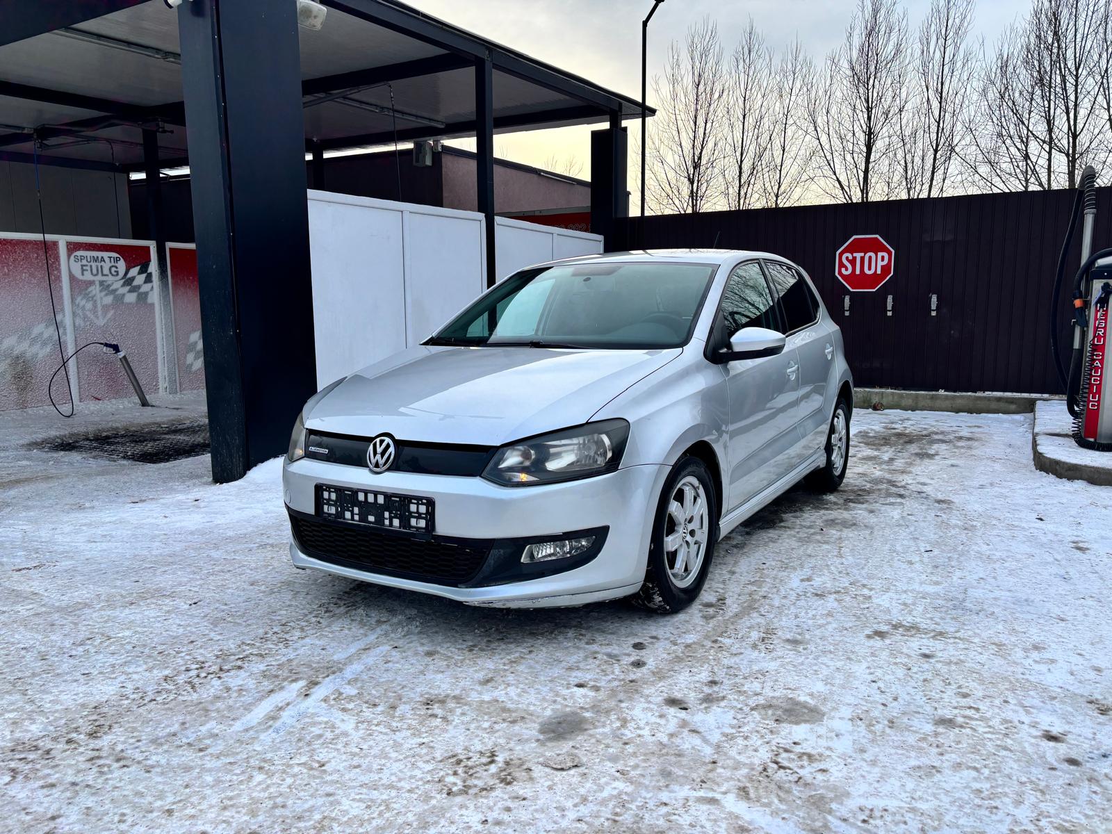 VOLKSWAGEN POLO - MINI