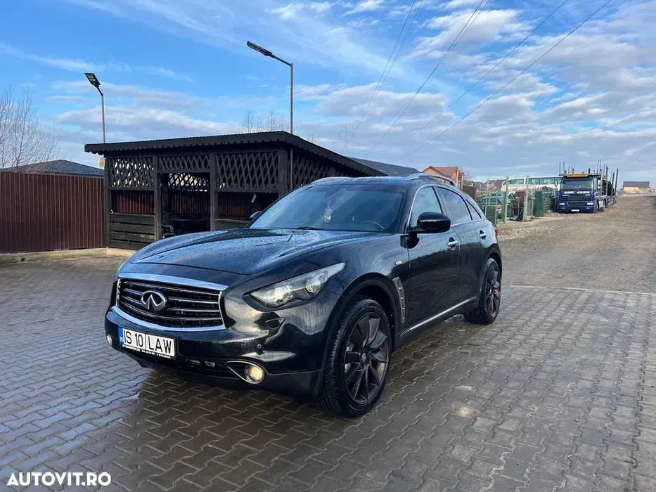 INFINITI FX30D - SUV