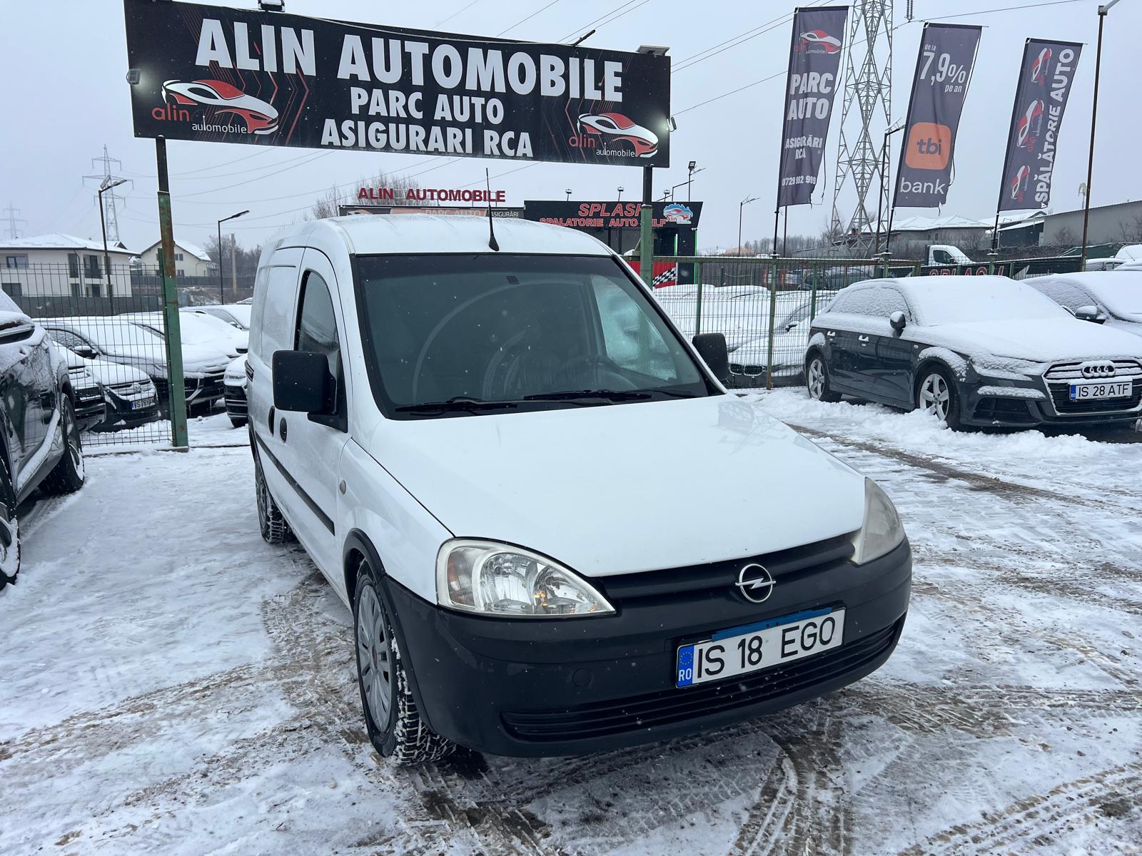 OPEL COMBO - MINIVAN