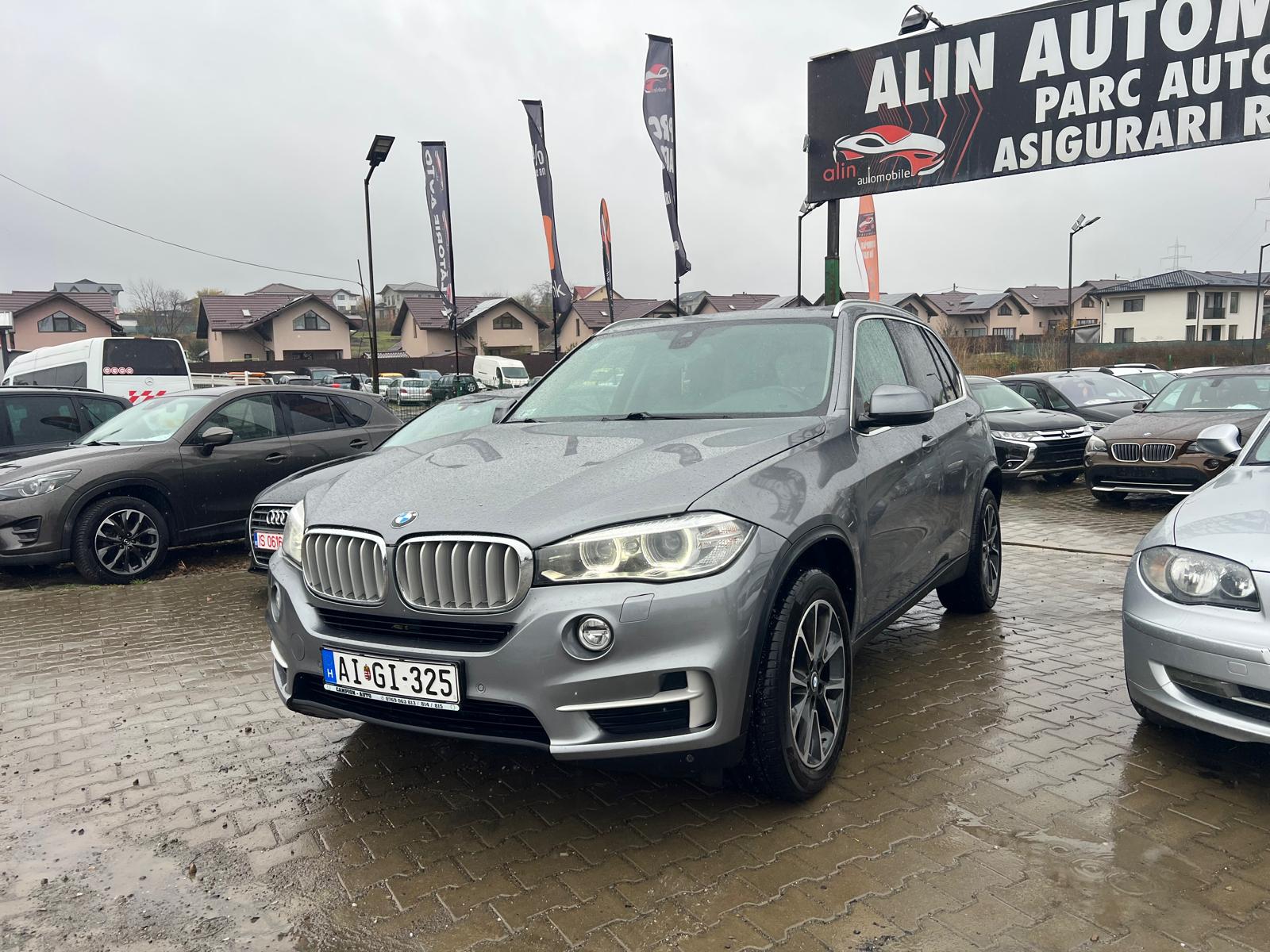 BMW X5 - SUV