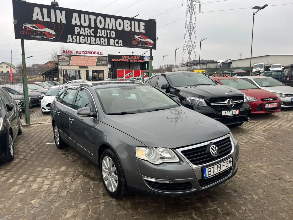 VOLKSWAGEN PASSAT - COMBI